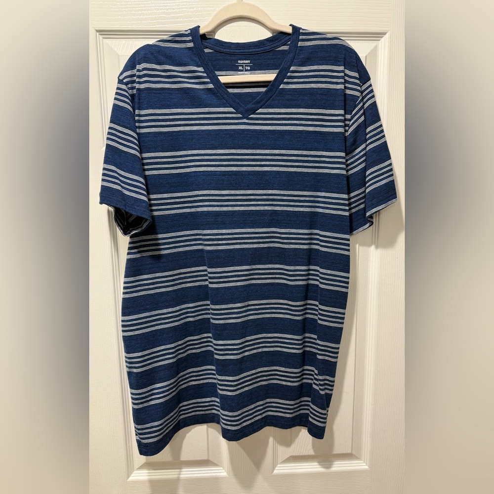 Old Navy Blue and White Striped Short Sleeve Tee Men’s XL